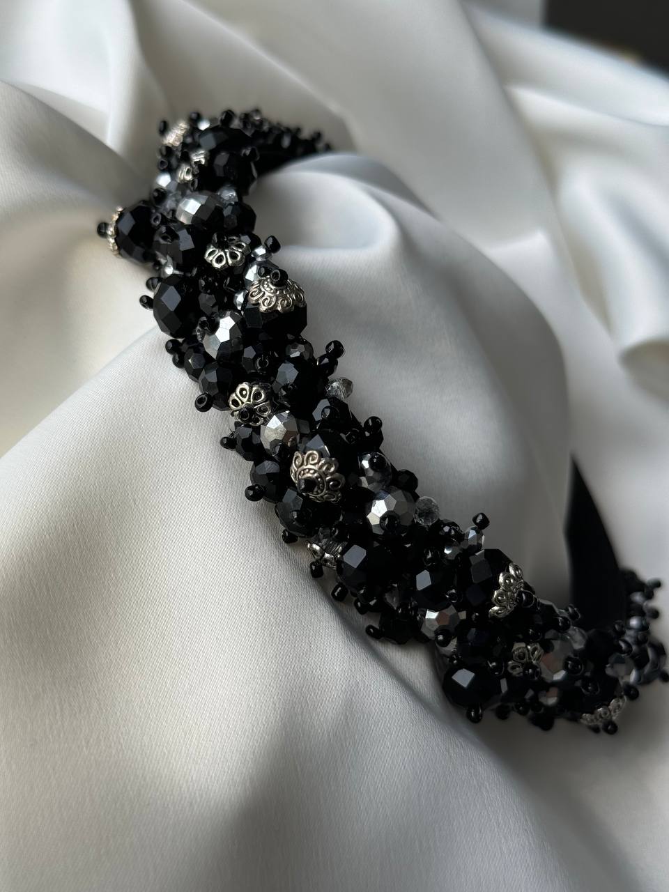 Belle headband black | Victoria's Accessories 