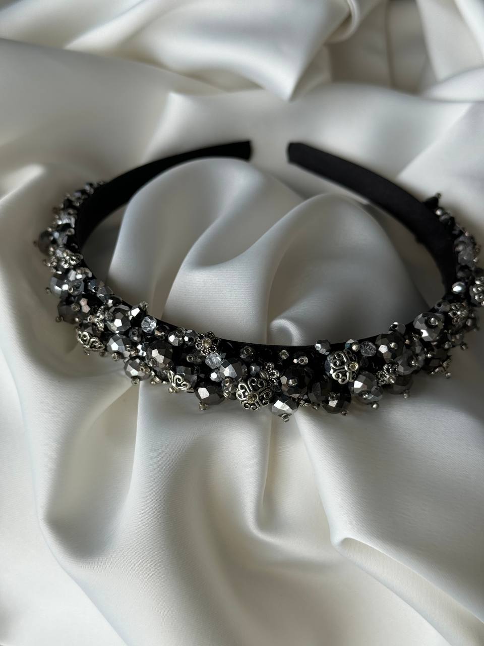 Emily headband | 
Victoria's Accessories 