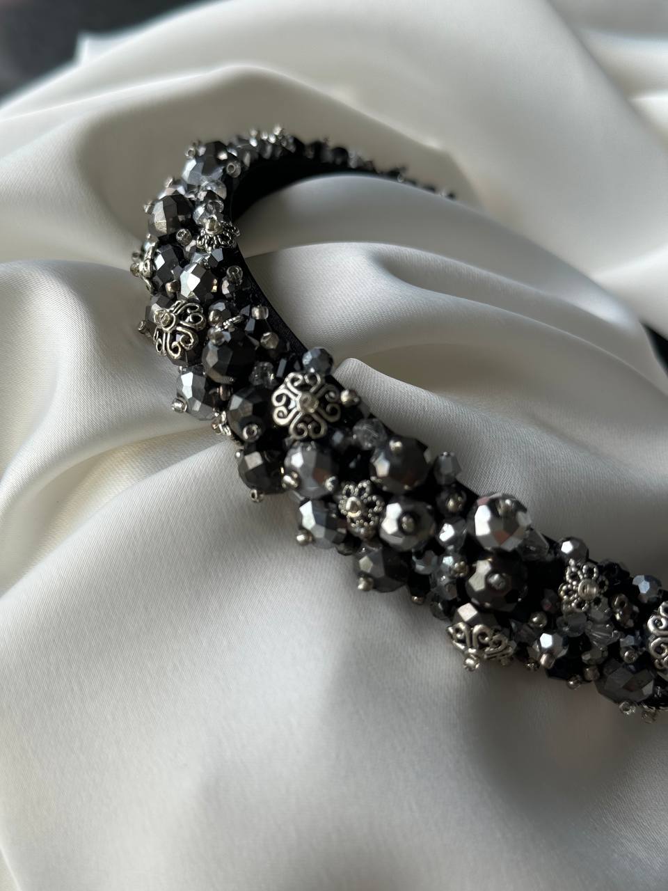 Emily headband | 
Victoria's Accessories 