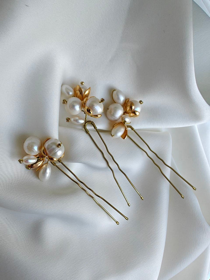 Hair pins
