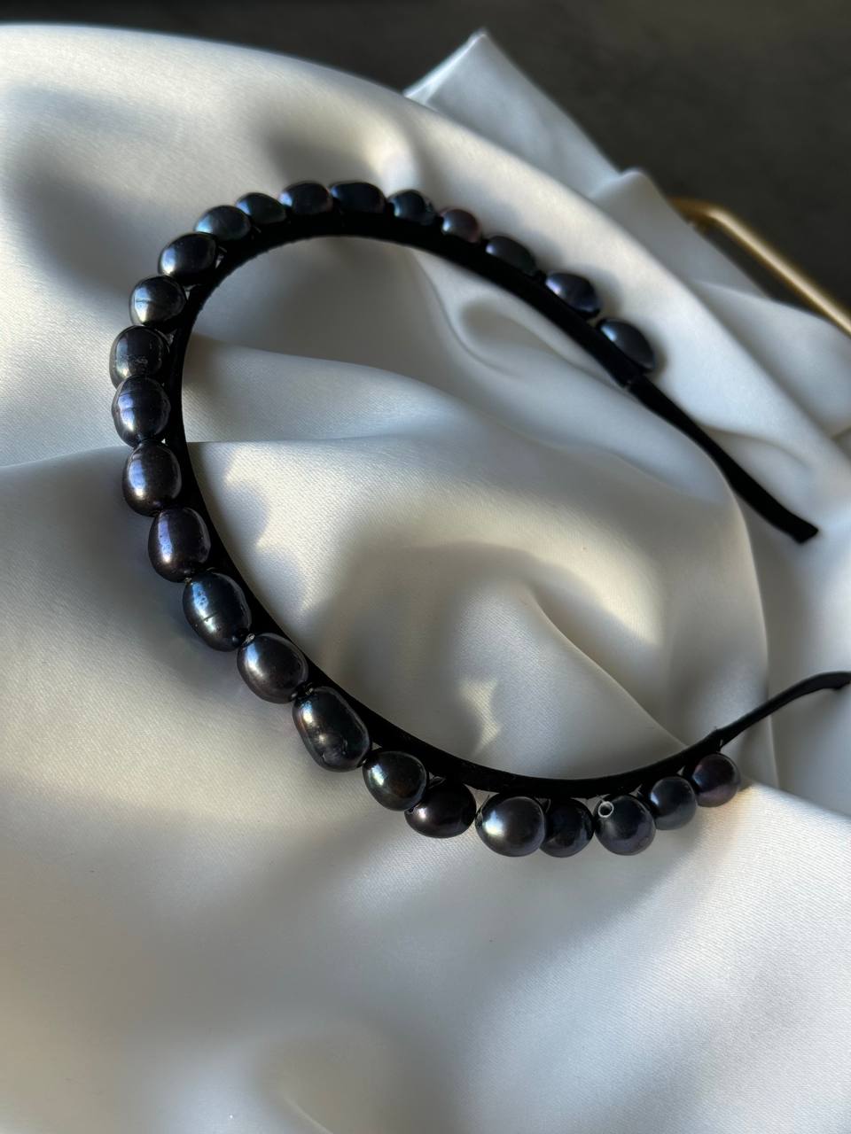 Ornella black pearls headband | Victoria's Accessories