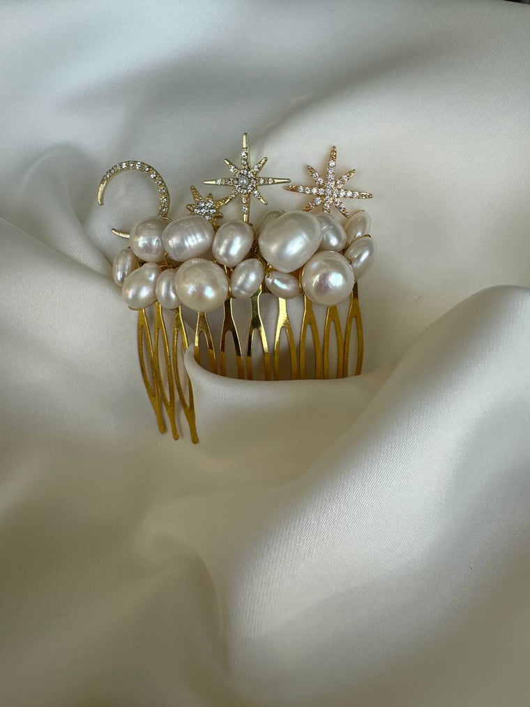 Elizabeth hair comb | Victoria's Accessories
