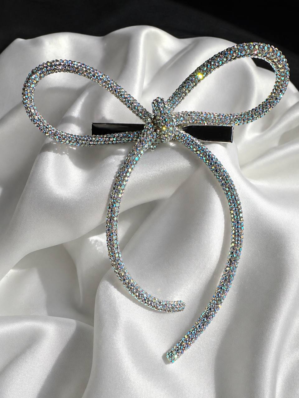 Crystal rhinestones clip | Victoria's Accessories
