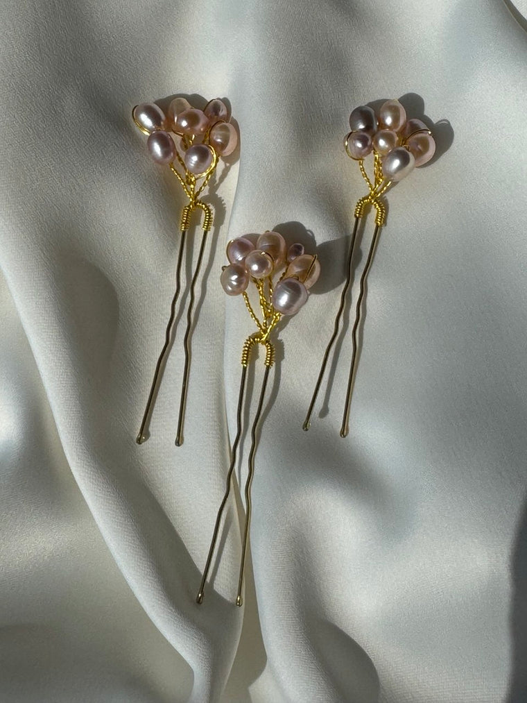 Helen pearls hair pins - Victoria's Accessories