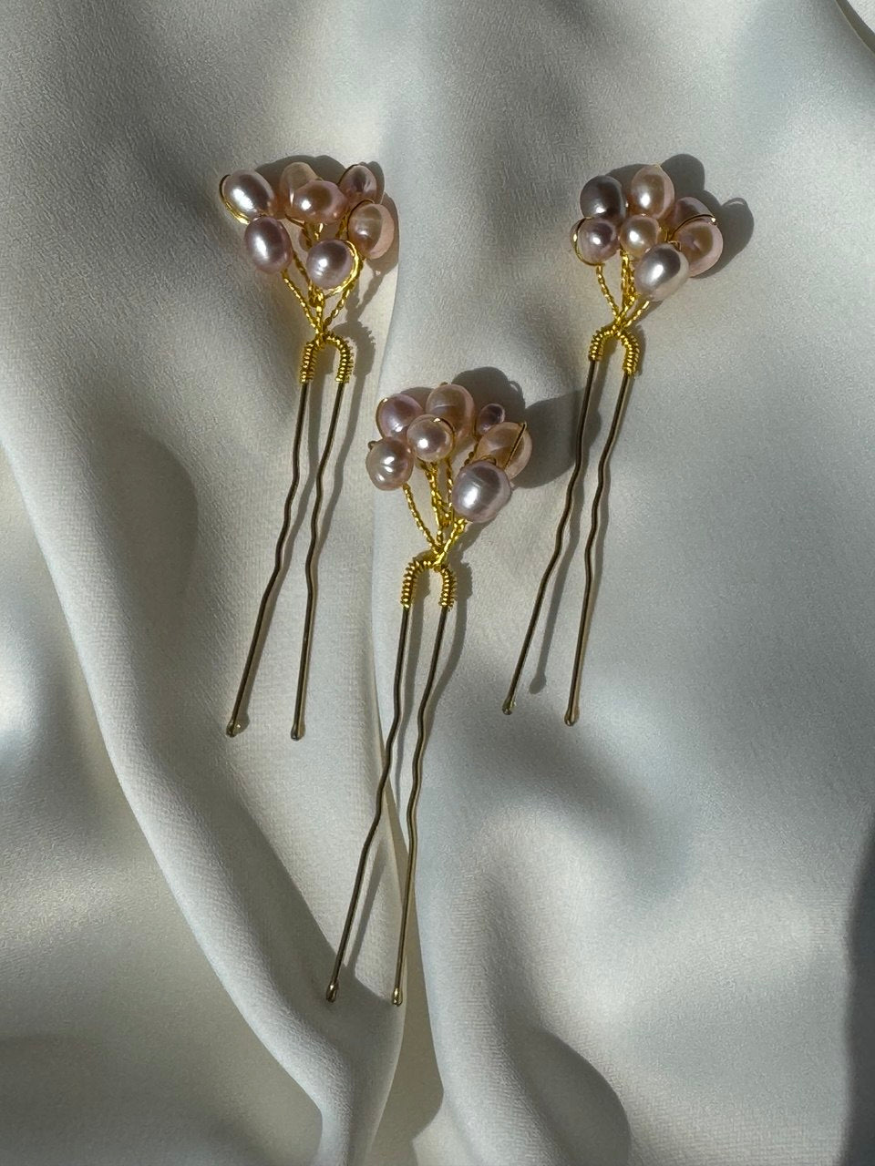 Helen pearls hair pins - Victoria's Accessories