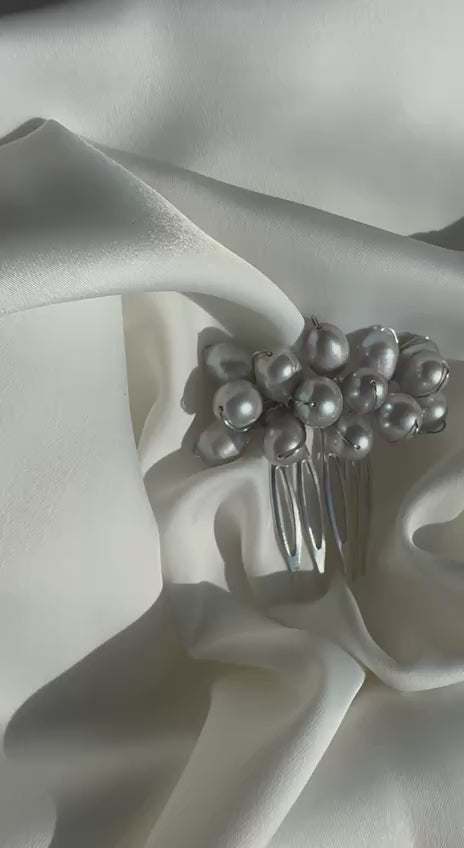 Light grey pearls on a silver hair comb | Victoria's Accessories